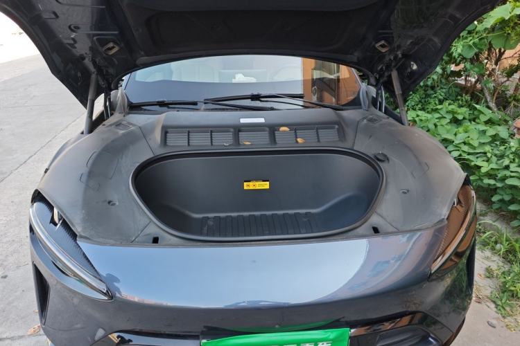 Used Xiaomi Auto YU7 2025 Ultra-Long Range High-Performance All-Wheel-Drive Max Edition Engine Bay