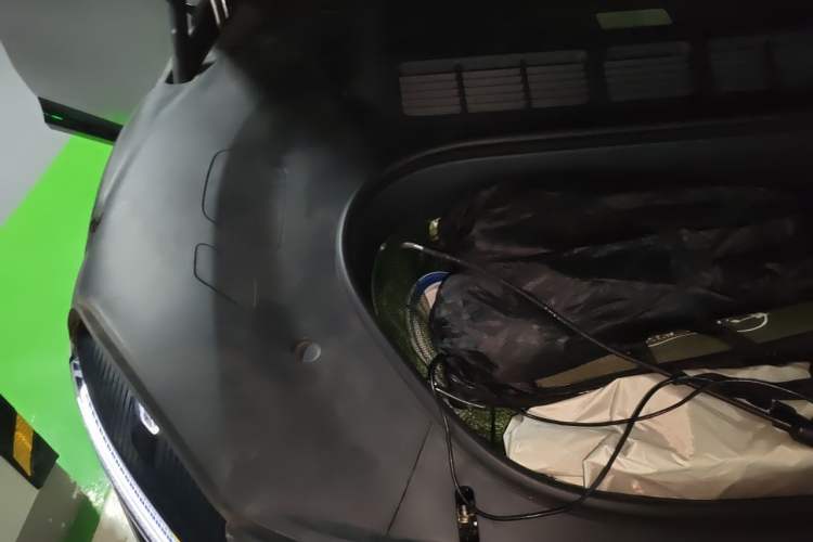 Used Xiaomi Auto YU7 2025 Ultra-Long Range High-Performance All-Wheel-Drive Max Edition Engine Bay Right
