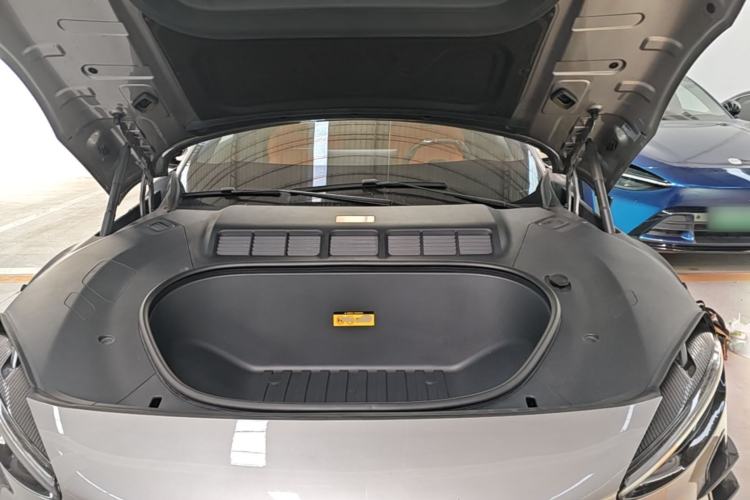 Used Xiaomi Auto YU7 2025 Ultra-Long Range High-Performance All-Wheel-Drive Max Edition Engine Bay