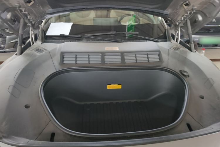 Used Xiaomi Auto YU7 2025 Ultra-Long Range High-Performance All-Wheel-Drive Max Edition Engine Bay