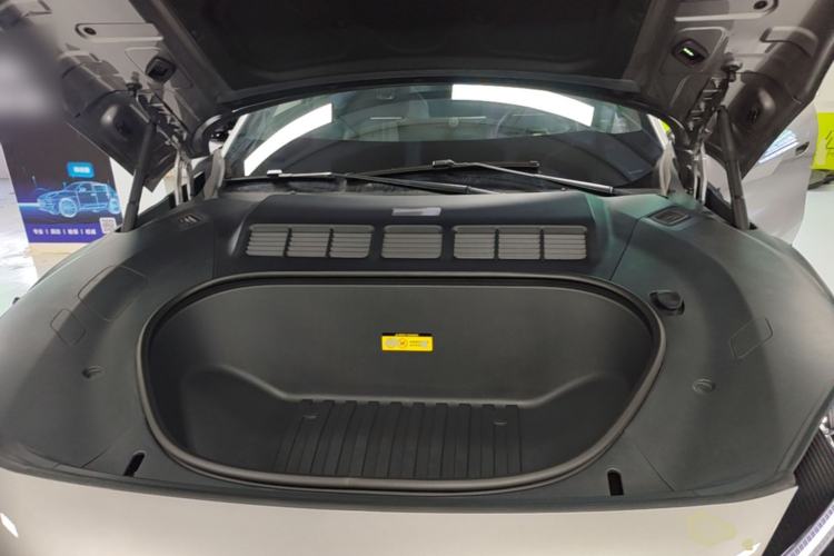 Used Xiaomi Auto YU7 2025 Ultra-Long Range Rear-Wheel Drive Version Engine Bay