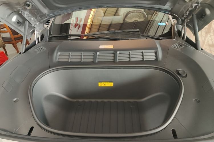 Used Xiaomi Auto YU7 2025 Ultra-Long Range Rear-Wheel Drive Version Engine Bay