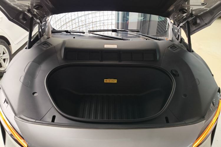 Used Xiaomi Auto YU7 2025 Ultra-Long Range All-Wheel Drive Pro Version Engine Bay