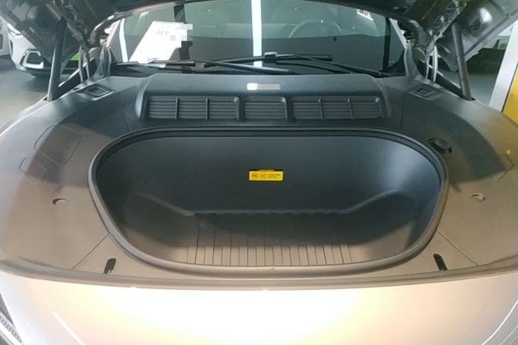 Used Xiaomi Auto YU7 2025 Ultra-Long Range Rear-Wheel Drive Version Engine Bay