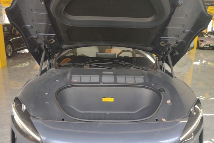 Used Xiaomi Auto YU7 2025 Ultra-Long Range High-Performance All-Wheel-Drive Max Edition Engine Bay