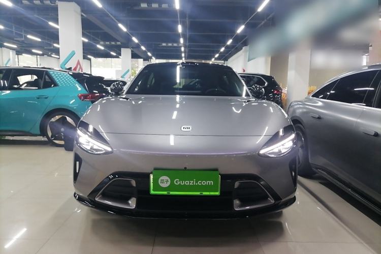Used Xiaomi Auto YU7 2025 Ultra-Long Range High-Performance All-Wheel-Drive Max Edition Exterior 1