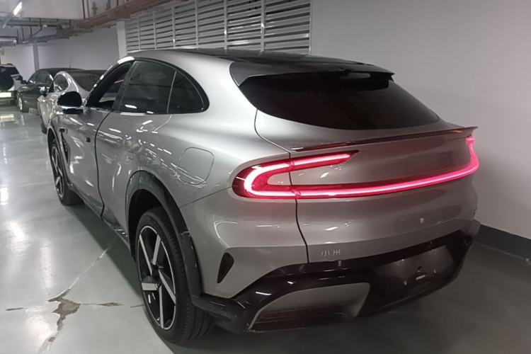 Used Xiaomi Auto YU7 2025 Ultra-Long Range High-Performance All-Wheel-Drive Max Edition Exterior 2