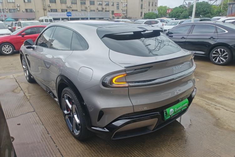 Used Xiaomi Auto YU7 2025 Ultra-Long Range High-Performance All-Wheel-Drive Max Edition Exterior 2