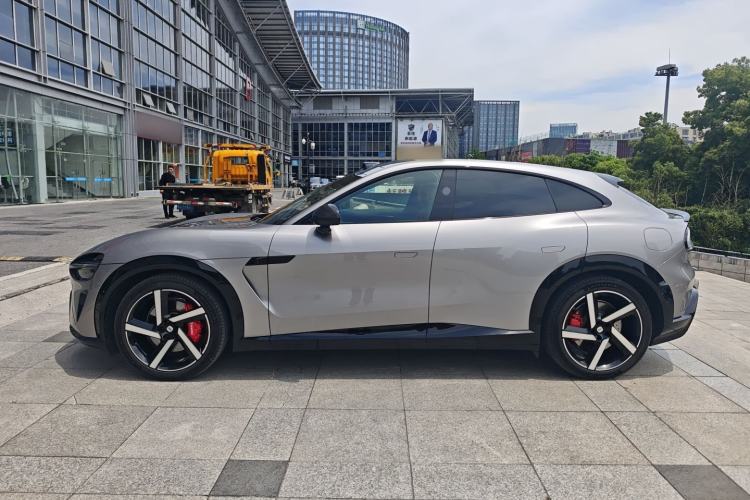 Used Xiaomi Auto YU7 2025 Ultra-Long Range High-Performance All-Wheel-Drive Max Edition Exterior 2