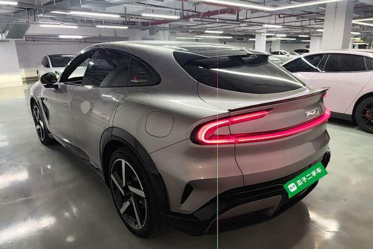 Used Xiaomi Auto YU7 2025 Ultra-Long Range High-Performance All-Wheel-Drive Max Edition Exterior 2