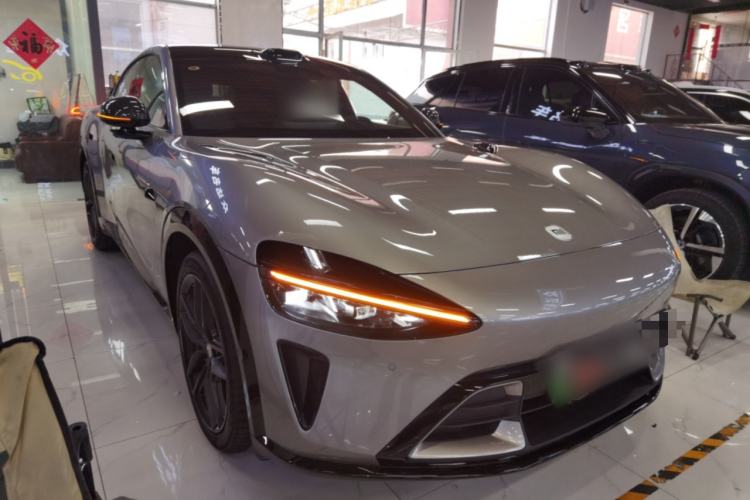 Used Xiaomi Auto YU7 2025 Ultra-Long Range High-Performance All-Wheel-Drive Max Edition Exterior 2