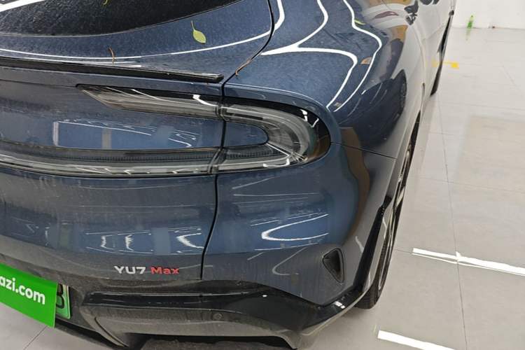 Used Xiaomi Auto YU7 2025 Ultra-Long Range High-Performance All-Wheel-Drive Max Edition Exterior 3