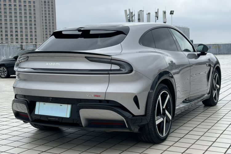 Used Xiaomi Auto YU7 2025 Ultra-Long Range High-Performance All-Wheel-Drive Max Edition Exterior 3