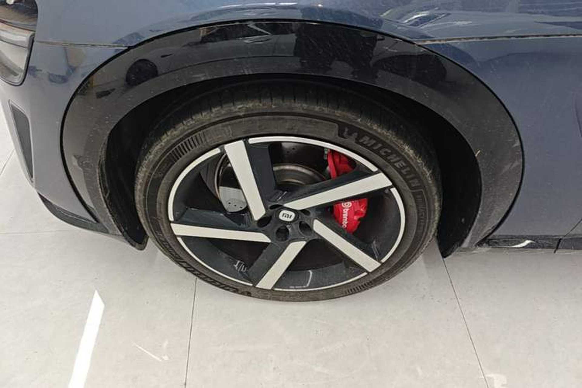 Used Xiaomi Auto YU7 2025 Ultra-Long Range High-Performance All-Wheel-Drive Max Edition Exterior 4