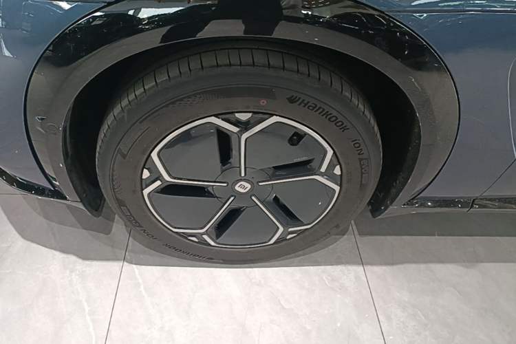 Used Xiaomi Auto YU7 2025 Ultra-Long Range Rear-Wheel Drive Version Exterior 4