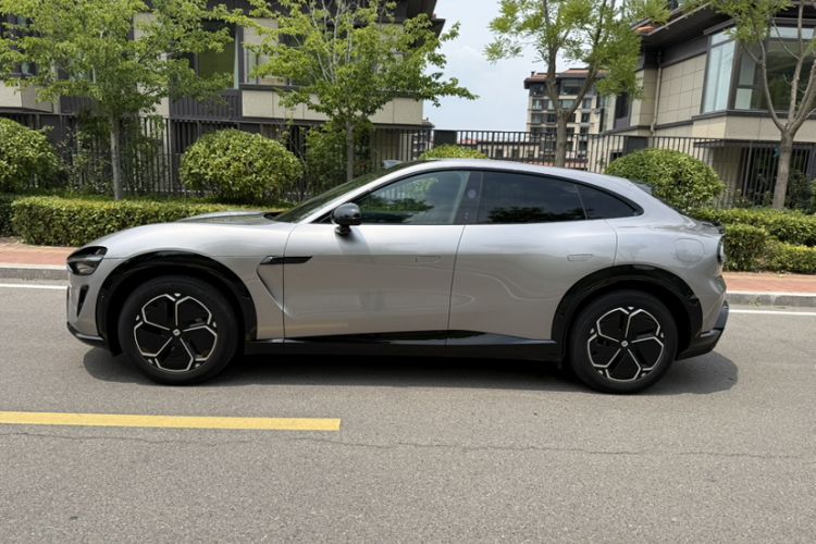 Used Xiaomi Auto YU7 2025 Ultra-Long Range Rear-Wheel Drive Version Exterior 4