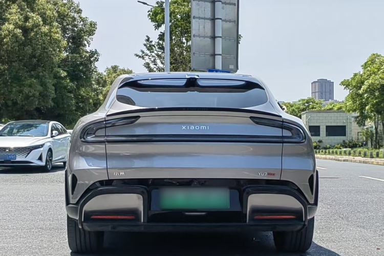 Used Xiaomi Auto YU7 2025 Ultra-Long Range High-Performance All-Wheel-Drive Max Edition Exterior 4