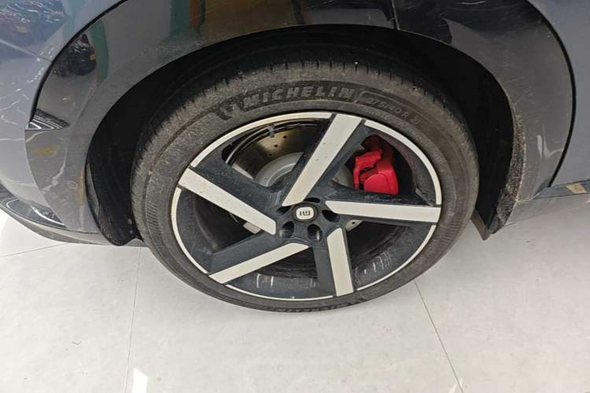 Used Xiaomi Auto YU7 2025 Ultra-Long Range High-Performance All-Wheel-Drive Max Edition Exterior 5