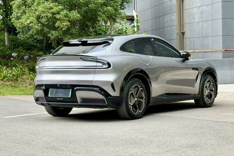 Used Xiaomi Auto YU7 2025 Ultra-Long Range Rear-Wheel Drive Version Exterior 5