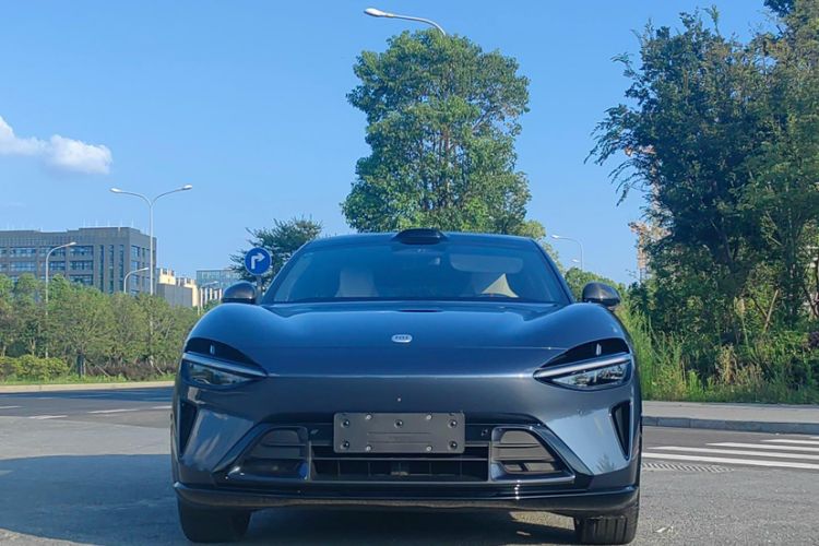 Used Xiaomi Auto YU7 2025 Ultra-Long Range High-Performance All-Wheel-Drive Max Edition Exterior 5