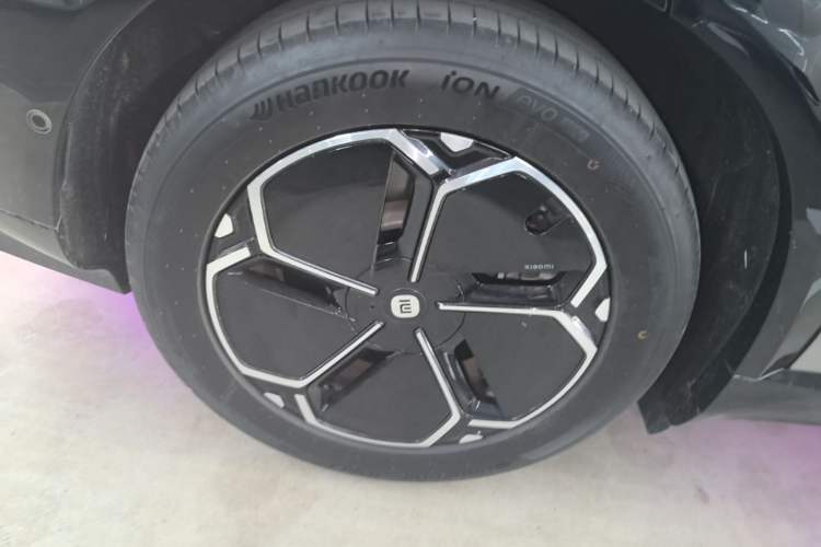 Used Xiaomi Auto YU7 2025 Ultra-Long Range Rear-Wheel Drive Version Exterior 5