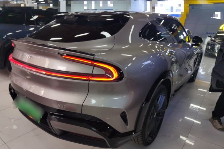 Used Xiaomi Auto YU7 2025 Ultra-Long Range High-Performance All-Wheel-Drive Max Edition Exterior 5