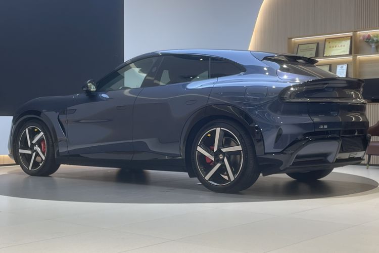 Used Xiaomi Auto YU7 2025 Ultra-Long Range High-Performance All-Wheel-Drive Max Edition Exterior 6