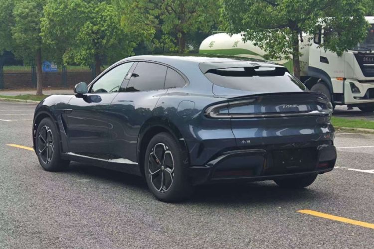 Used Xiaomi Auto YU7 2025 Ultra-Long Range High-Performance All-Wheel-Drive Max Edition Exterior 7
