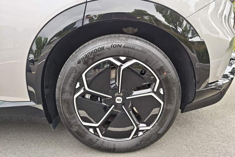 Used Xiaomi Auto YU7 2025 Ultra-Long Range Rear-Wheel Drive Version Exterior 7