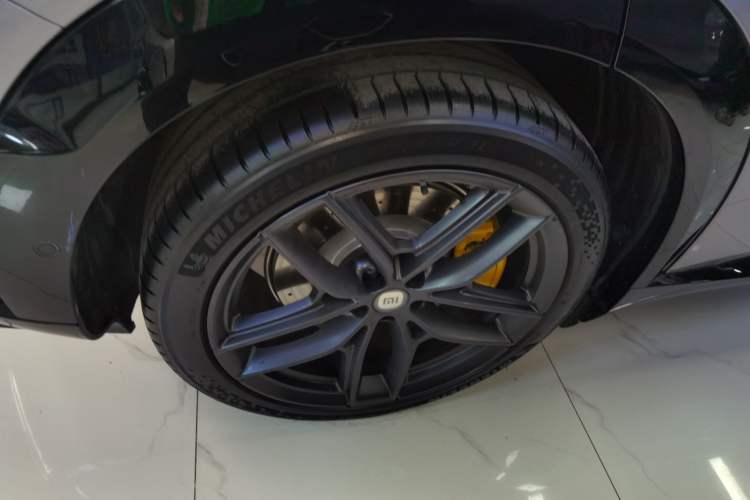 Used Xiaomi Auto YU7 2025 Ultra-Long Range High-Performance All-Wheel-Drive Max Edition Exterior 8