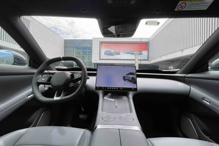 Used Xiaomi Auto YU7 2025 Ultra-Long Range Rear-Wheel Drive Version Exterior 9