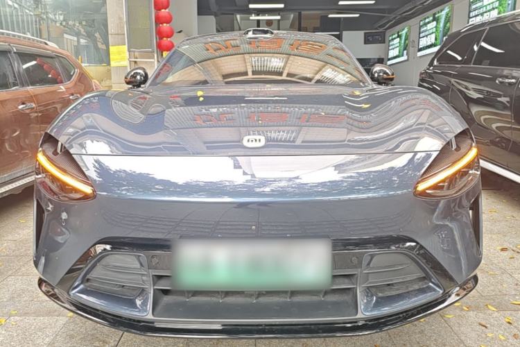 Used Xiaomi Auto YU7 2025 Ultra-Long Range High-Performance All-Wheel-Drive Max Edition Front