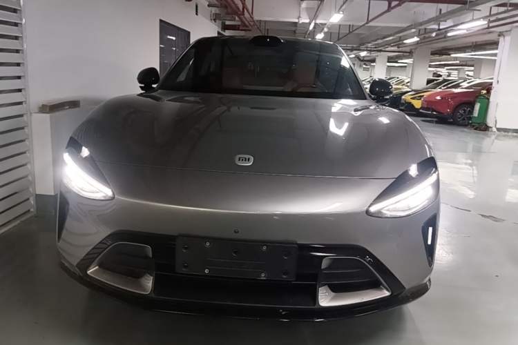 Used Xiaomi Auto YU7 2025 Ultra-Long Range High-Performance All-Wheel-Drive Max Edition Front