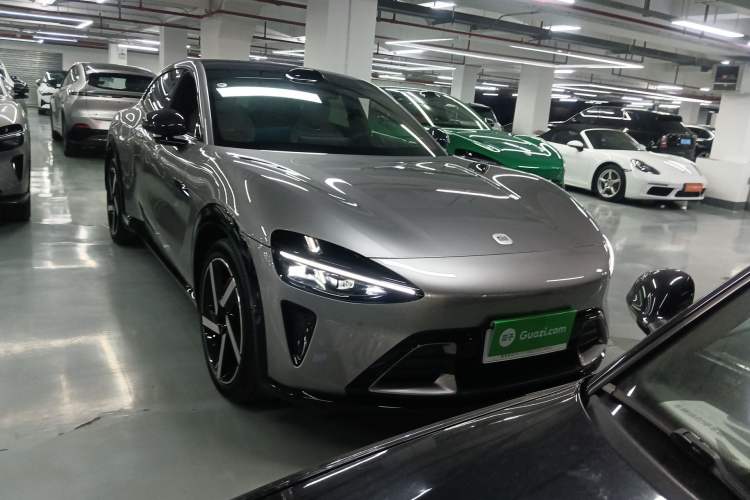 Used Xiaomi Auto YU7 2025 Ultra-Long Range High-Performance All-Wheel-Drive Max Edition Front