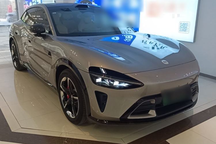 Used Xiaomi Auto YU7 2025 Ultra-Long Range High-Performance All-Wheel-Drive Max Edition Front Right 45 Deg