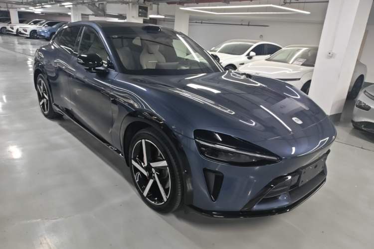 Used Xiaomi Auto YU7 2025 Ultra-Long Range High-Performance All-Wheel-Drive Max Edition Front Right 45 Deg