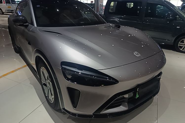 Used Xiaomi Auto YU7 2025 Ultra-Long Range High-Performance All-Wheel-Drive Max Edition Front Right 45 Deg