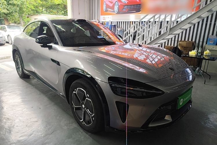Used Xiaomi Auto YU7 2025 Ultra-Long Range High-Performance All-Wheel-Drive Max Edition Front Right 45 Deg