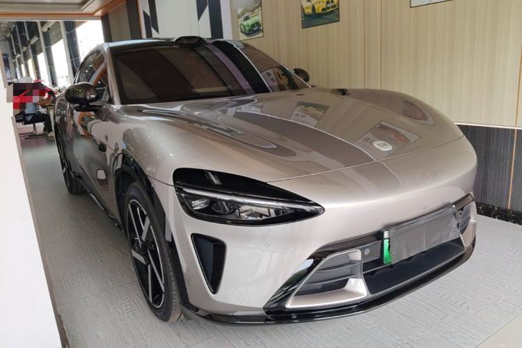 Used Xiaomi Auto YU7 2025 Ultra-Long Range High-Performance All-Wheel-Drive Max Edition Front Right 45 Deg