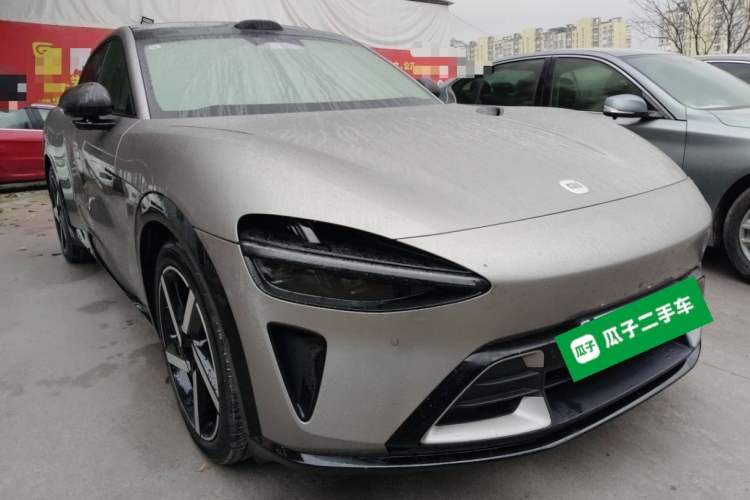 Used Xiaomi Auto YU7 2025 Ultra-Long Range High-Performance All-Wheel-Drive Max Edition Front Right 45 Deg