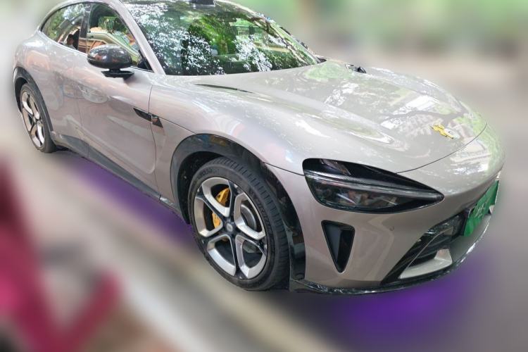 Used Xiaomi Auto YU7 2025 Ultra-Long Range High-Performance All-Wheel-Drive Max Edition Front Right 45 Deg
