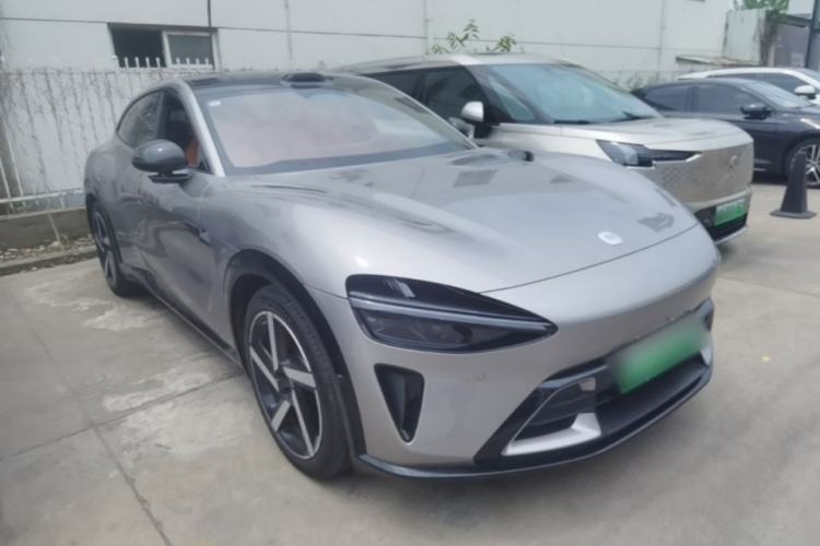 Used Xiaomi Auto YU7 2025 Ultra-Long Range High-Performance All-Wheel-Drive Max Edition Front Right 45 Deg