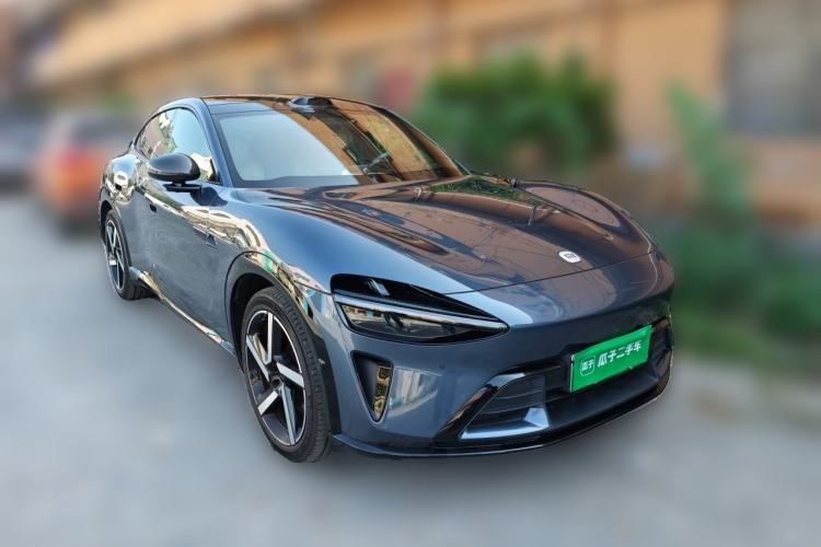 Used Xiaomi Auto YU7 2025 Ultra-Long Range High-Performance All-Wheel-Drive Max Edition Front Right 45 Deg