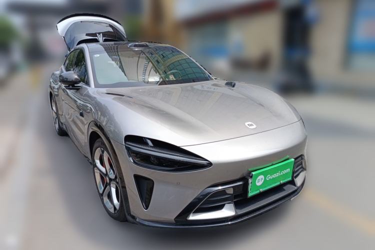 Used Xiaomi Auto YU7 2025 Ultra-Long Range High-Performance All-Wheel-Drive Max Edition Front Right 45 Deg