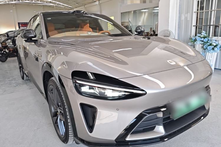 Used Xiaomi Auto YU7 2025 Ultra-Long Range High-Performance All-Wheel-Drive Max Edition Front Right 45 Deg