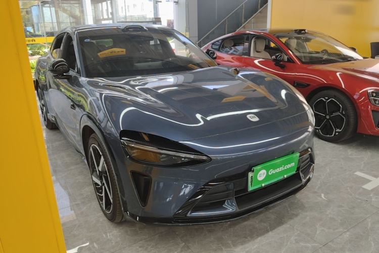 Used Xiaomi Auto YU7 2025 Ultra-Long Range High-Performance All-Wheel-Drive Max Edition Front Right 45 Deg