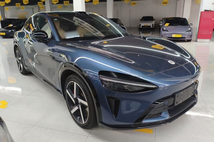 Used Xiaomi Auto YU7 2025 Ultra-Long Range High-Performance All-Wheel-Drive Max Edition Front Right 45 Deg