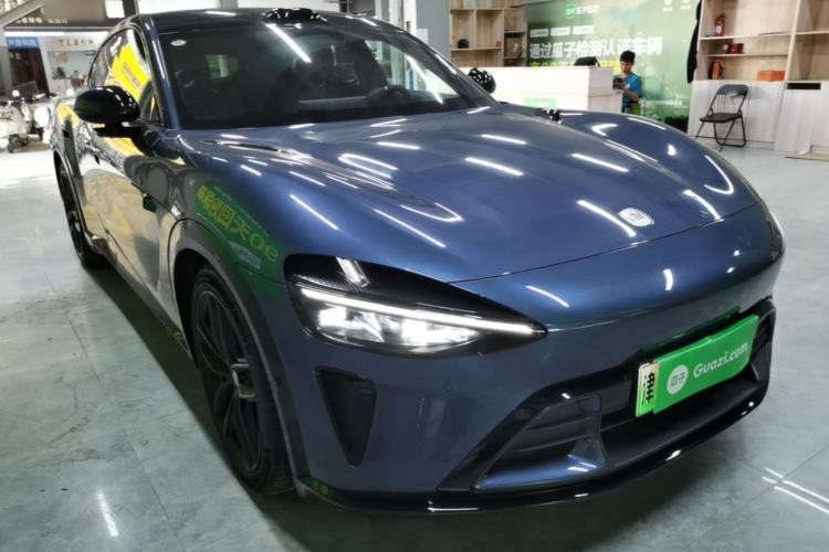 Used Xiaomi Auto YU7 2025 Ultra-Long Range High-Performance All-Wheel-Drive Max Edition Front Right 45 Deg