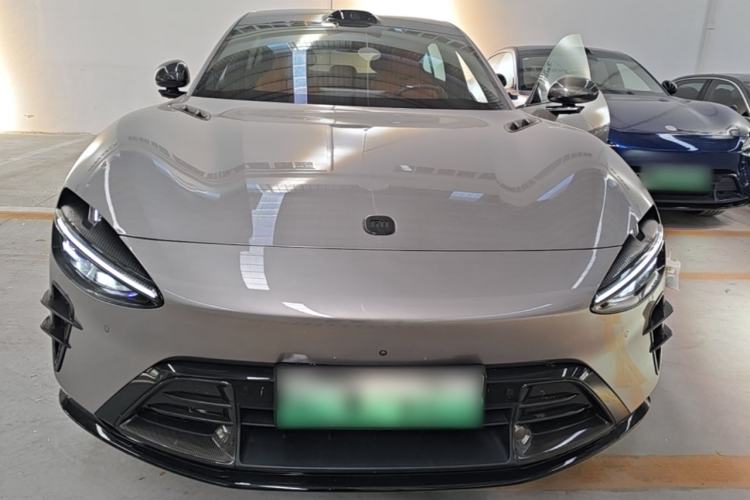 Used Xiaomi Auto YU7 2025 Ultra-Long Range High-Performance All-Wheel-Drive Max Edition Front