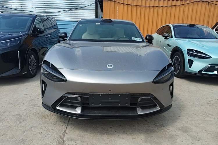 Used Xiaomi Auto YU7 2025 Ultra-Long Range Rear-Wheel Drive Version Front